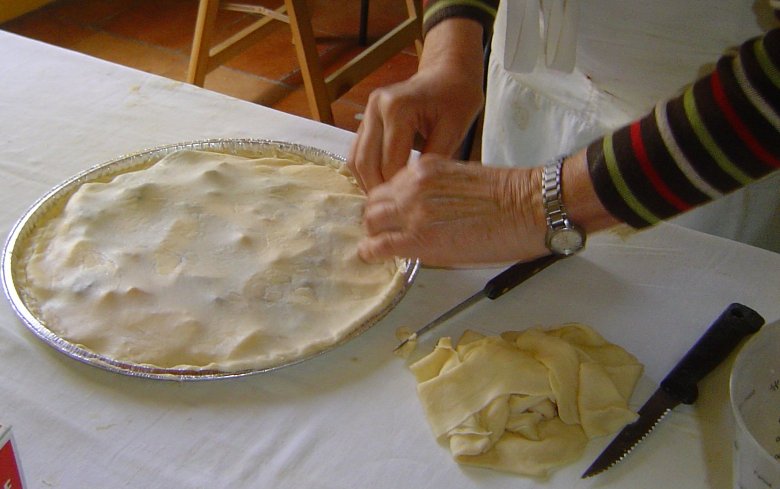 Preparacion artesanala de tortièras de Gasconha